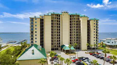10335 Gulf Beach Hwy #703, Pensacola, FL 32507