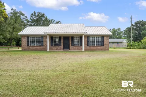 1107 N Oak St, Loxley, AL 36551