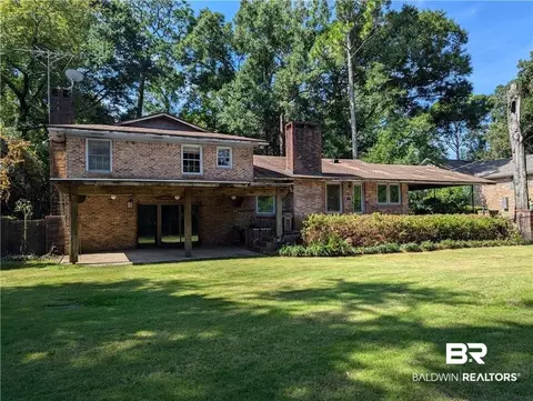 3608 Linden Ln, Mobile, AL 36608 photo 2
