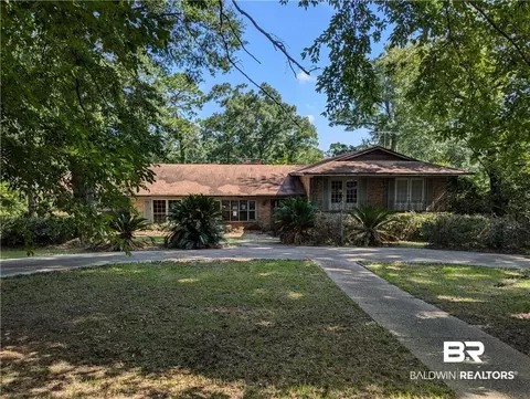 3608 Linden Ln, Mobile, AL 36608