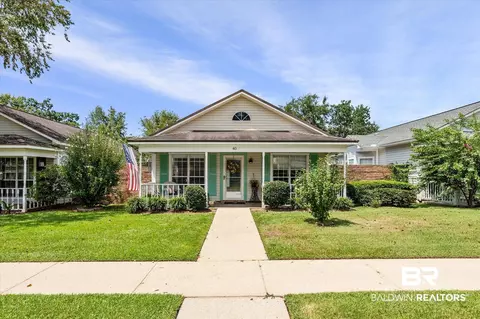 40 Cottage Dr, Fairhope, AL 36532