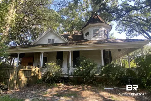 12 S Julia St, Mobile, AL 36604