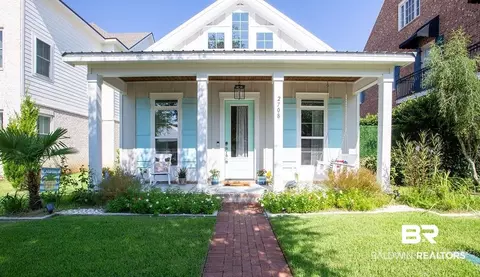 2708 Bienville Ave, Gulf Shores, AL 36542