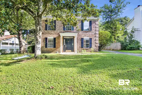 6620 Autumn Ridge Dr, Mobile, AL 36695