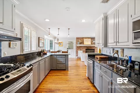 4151 N Carmel Dr, Mobile, AL 36608 photo 13