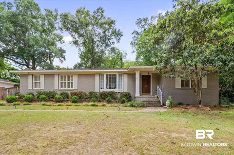 4151 N Carmel Dr, Mobile, AL 36608