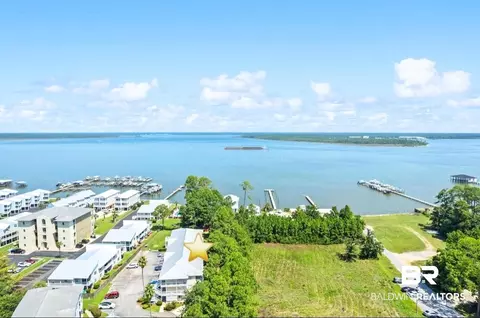 25957 Canal Rd #302, Orange Beach, AL 36561