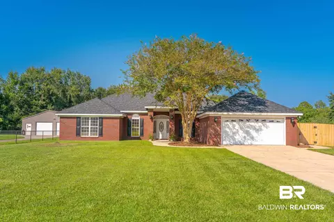 9477 Deerfield Dr, Irvington, AL 36544