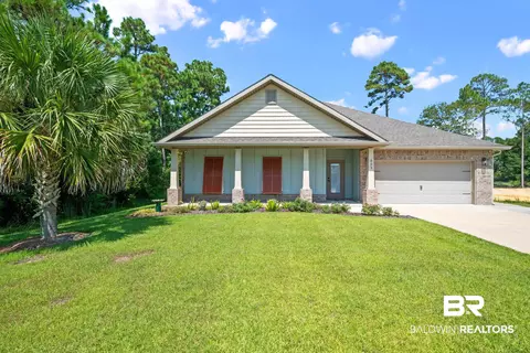 805 Wedgewood Dr, Gulf Shores, AL 36542