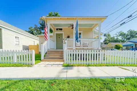 950 Texas St, Mobile, AL 36604