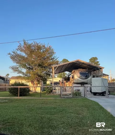 94 Horn Cir, Lillian, AL 36549