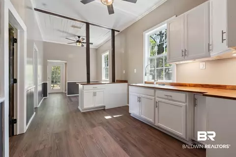 906 Texas St, Mobile, AL 36604 photo 9