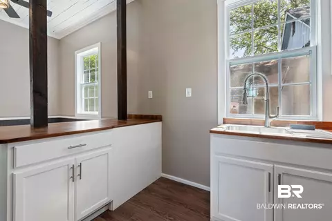 906 Texas St, Mobile, AL 36604 photo 11