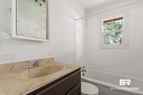 2103 N General Gorgas Dr, Mobile, AL 36617 photo 12