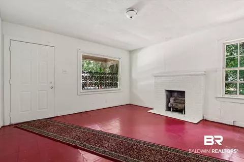 2103 N General Gorgas Dr, Mobile, AL 36617 photo 2