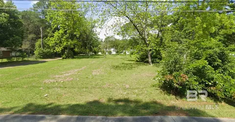 01 Frey Ln, Robertsdale, AL 36567