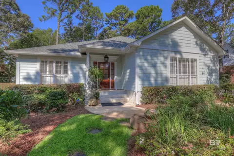 155 Brentwood Dr, Daphne, AL 36526
