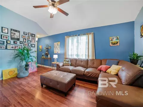 4615 Green Forest Ct, Mobile, AL 36618 photo 3