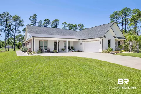 1806 Trevino Dr, Gulf Shores, AL 36542