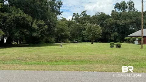 921 Azalea St, Foley, AL 36535
