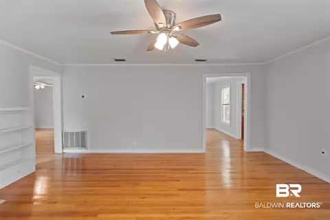 2126 Barron Pl, Mobile, AL 36605 photo 8
