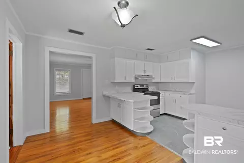 2126 Barron Pl, Mobile, AL 36605 photo 10
