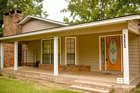 111 Honey Dr, Atmore, AL 36502