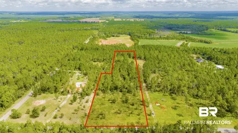 30083 Gardner Rd, Elberta, AL 36530
