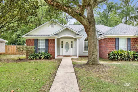 707 W 9th St, Bay Minette, AL 36507