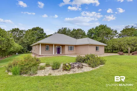 32865 N Pickens Ave, Lillian, AL 36549