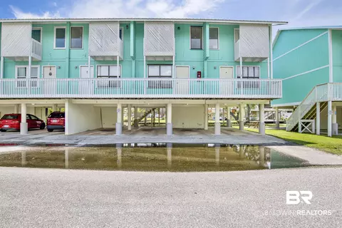 113 W 6th Ave #5, Gulf Shores, AL 36542