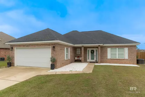 740 Whittington Ave, Fairhope, AL 36532