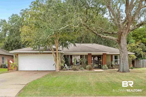 212 Woodsong Dr, Foley, AL 36535