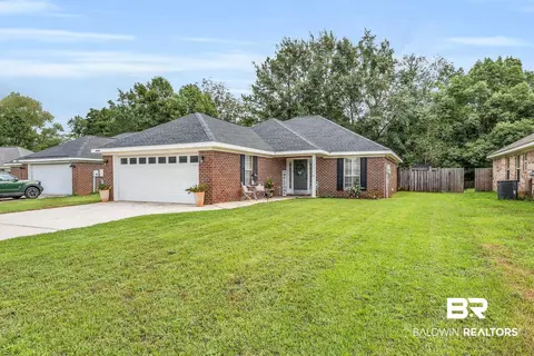 28202 Landmark Ave, Loxley, AL 36551