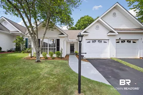 306 Spring Lake Dr, Mobile, AL 36695