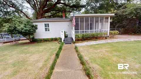 48 W Hathaway Rd, Mobile, AL 36608
