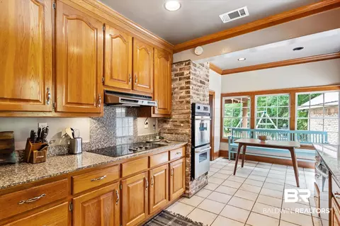 2228 Riverside Dr, Mobile, AL 36605 photo 18