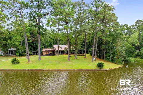 2228 Riverside Dr, Mobile, AL 36605 photo 6