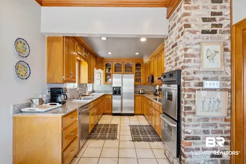 2228 Riverside Dr, Mobile, AL 36605 photo 17