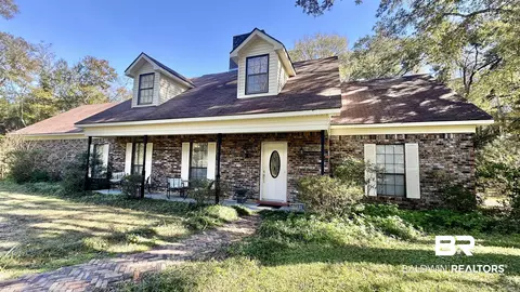 16730 Calloway Dr, Fairhope, AL 36532