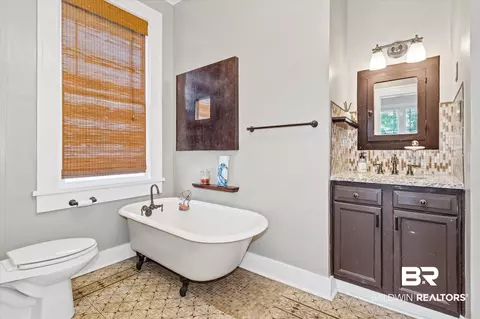 20 S Ann St, Mobile, AL 36604 photo 17