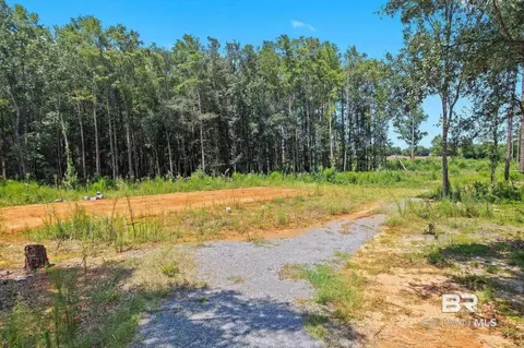 29107 Gardner Rd, Elberta, AL 36530