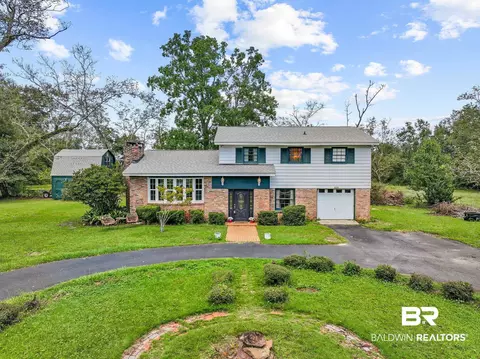 32935 W Carrier Dr, Lillian, AL 36549