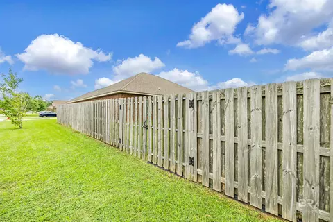 Exterior - 26385 Augustine Dr, Daphne, AL 36526 photo 10 of 13