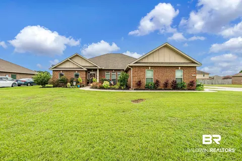 26385 Augustine Dr, Daphne, AL 36526