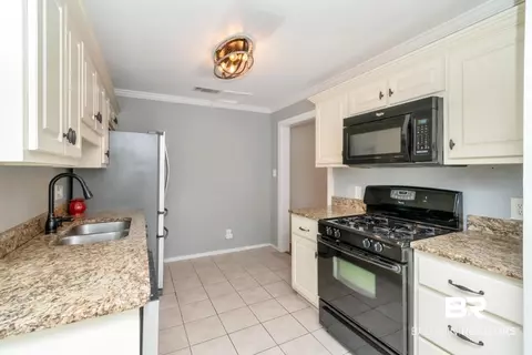33 Lancaster Rd, Mobile, AL 36608 photo 10