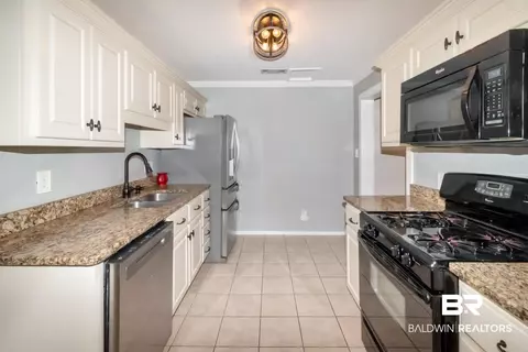 33 Lancaster Rd, Mobile, AL 36608 photo 12