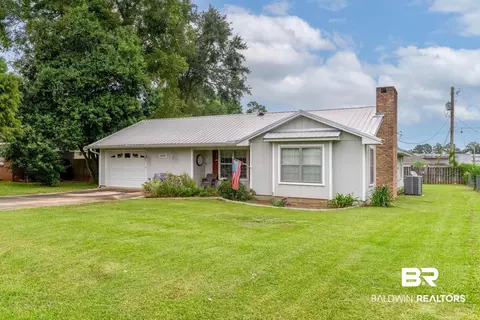 22248 Kendrick Ln, Robertsdale, AL 36567