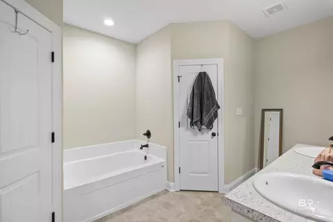 Entry Way - 26197 Eagle Trce, Elberta, AL 36530 photo 3 of 3