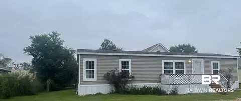 1985 S Ridgewood Dr, Lillian, AL 36549